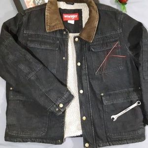 Mens XL large Wrangler lined Jean denim jacket.
